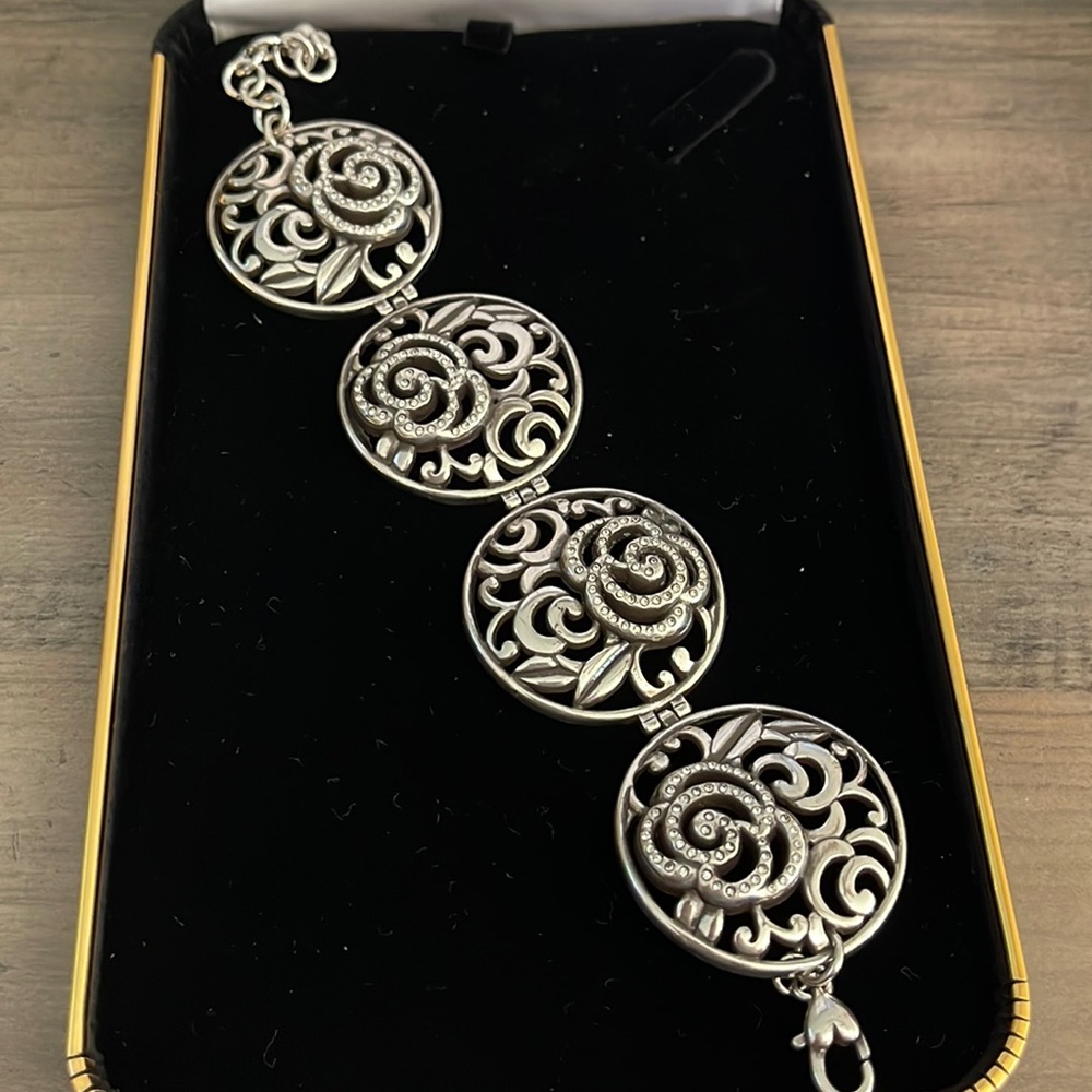 Vintage retired Brighton 7.5 Bracelet